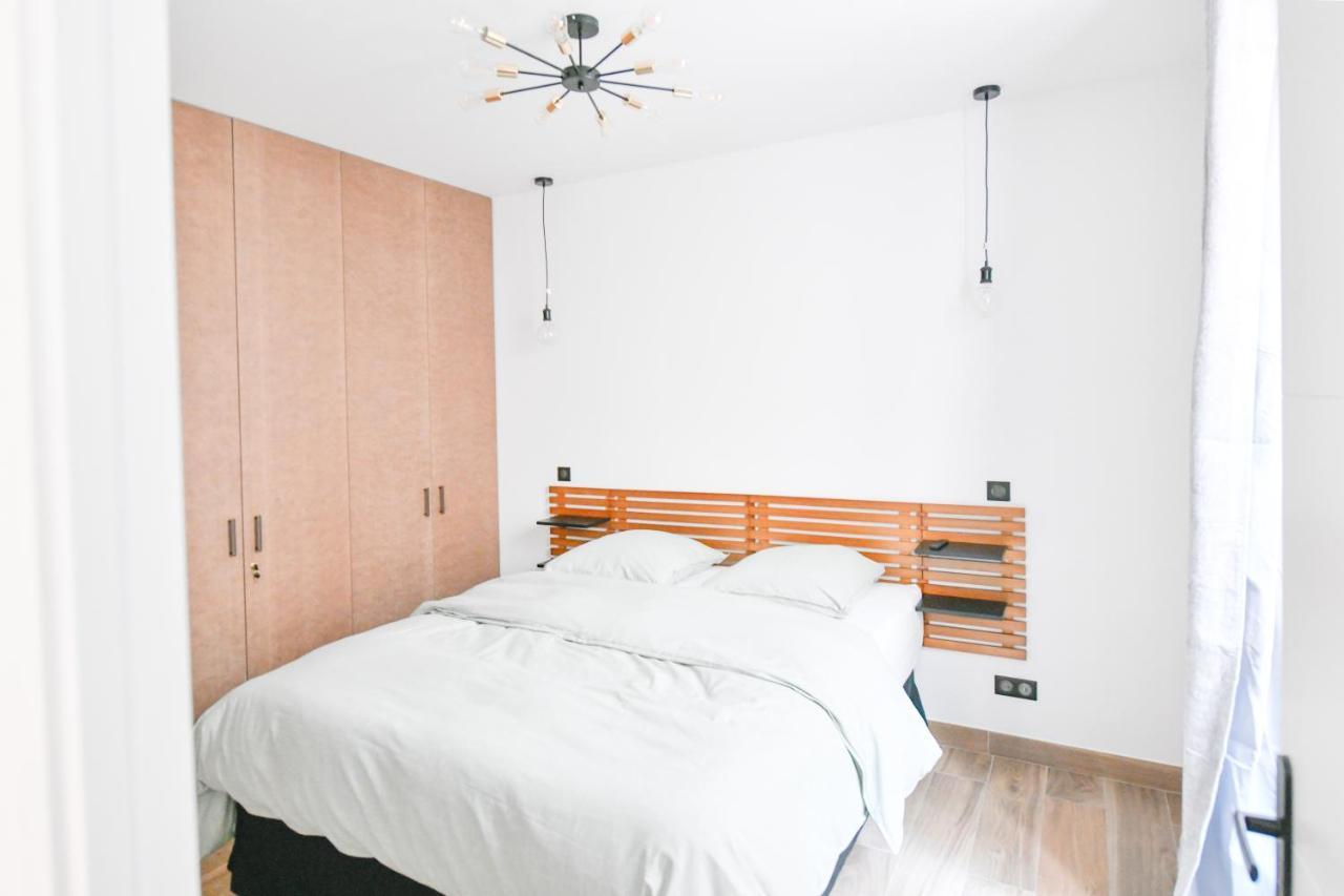 Parking Gratuit - Montmartre Charme & Patio Prive - Sacre-Coeur Metro Anvers 파리 외부 사진