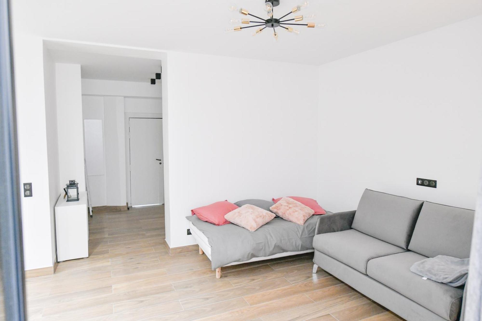 Parking Gratuit - Montmartre Charme & Patio Prive - Sacre-Coeur Metro Anvers 파리 외부 사진