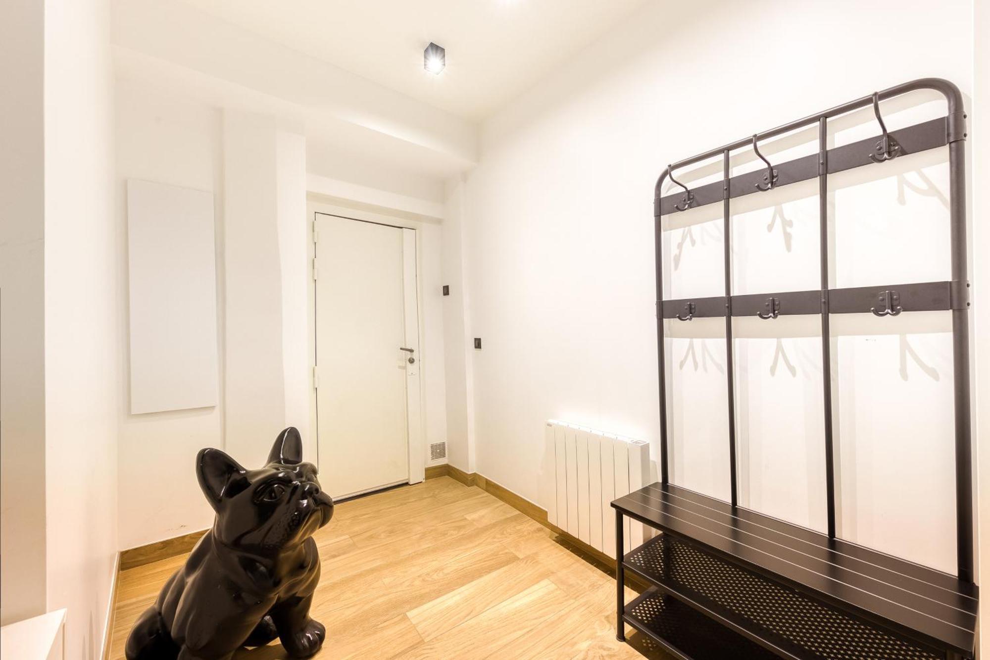 Parking Gratuit - Montmartre Charme & Patio Prive - Sacre-Coeur Metro Anvers 파리 외부 사진